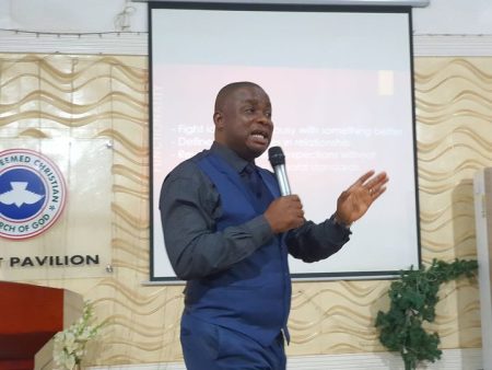 #NigeriaElections2023: Members Walk Out, As RCCG Pastor Defends Tinubu, Corruption During Service