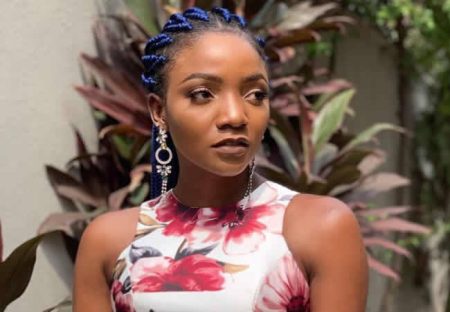 ‘Pray For Me’ – Simi Cries Out Over Health Challenge